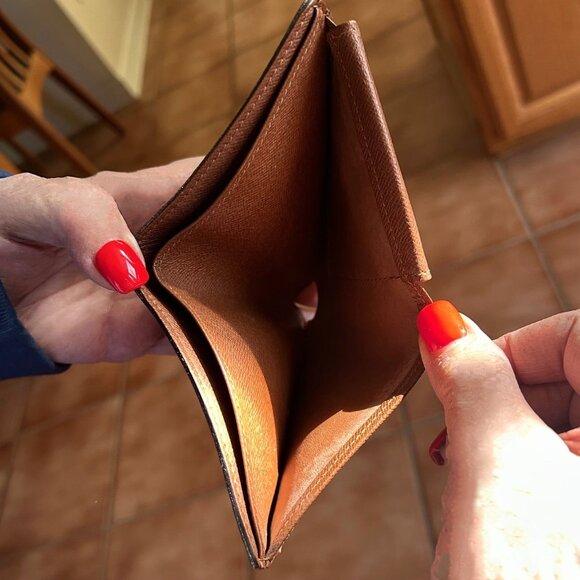 LOUIS VUITTON Monogram Marco Wallet - Picture 6 of 8